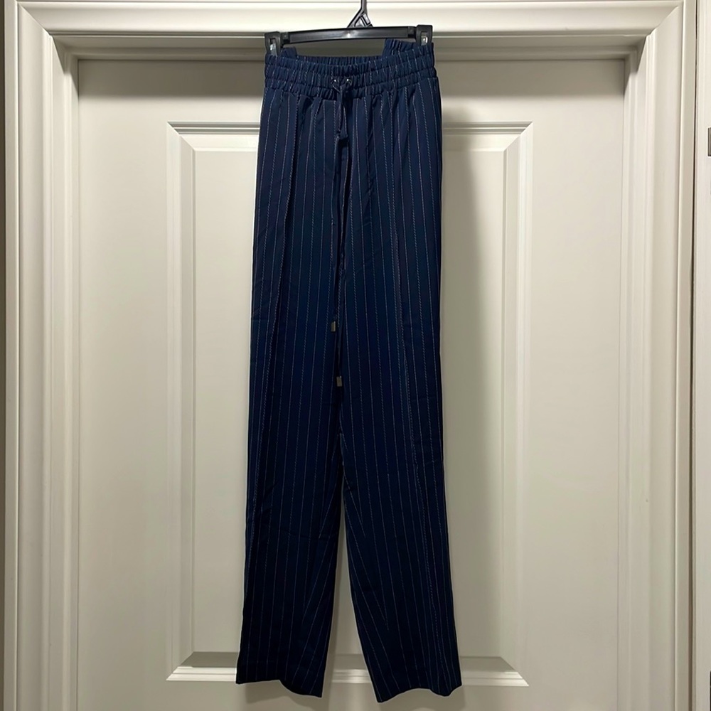 Blue and white stripe ankle pants